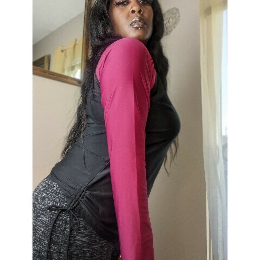 Long Sleeve UPF 50 Shirt Magenta Black Ruched Top - Picture 2 of 5